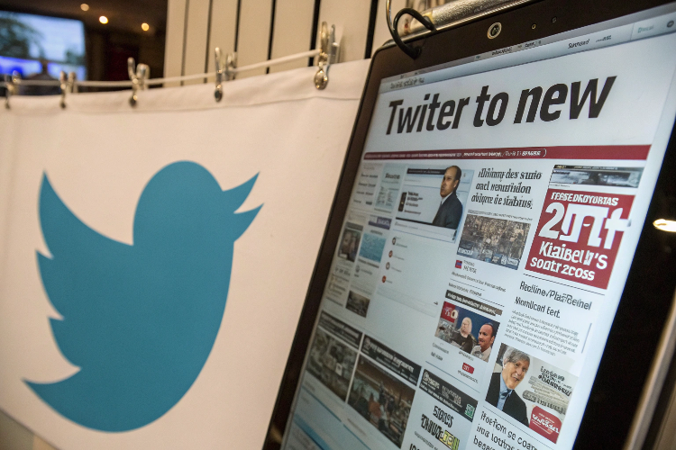 How Twitter Evolved from a Microblogging Site to a News Powerhouse ?